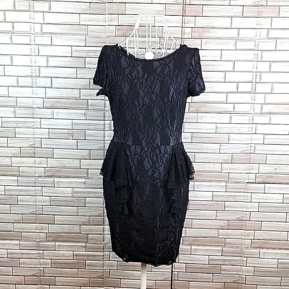 Venus black lace party dress Size 6